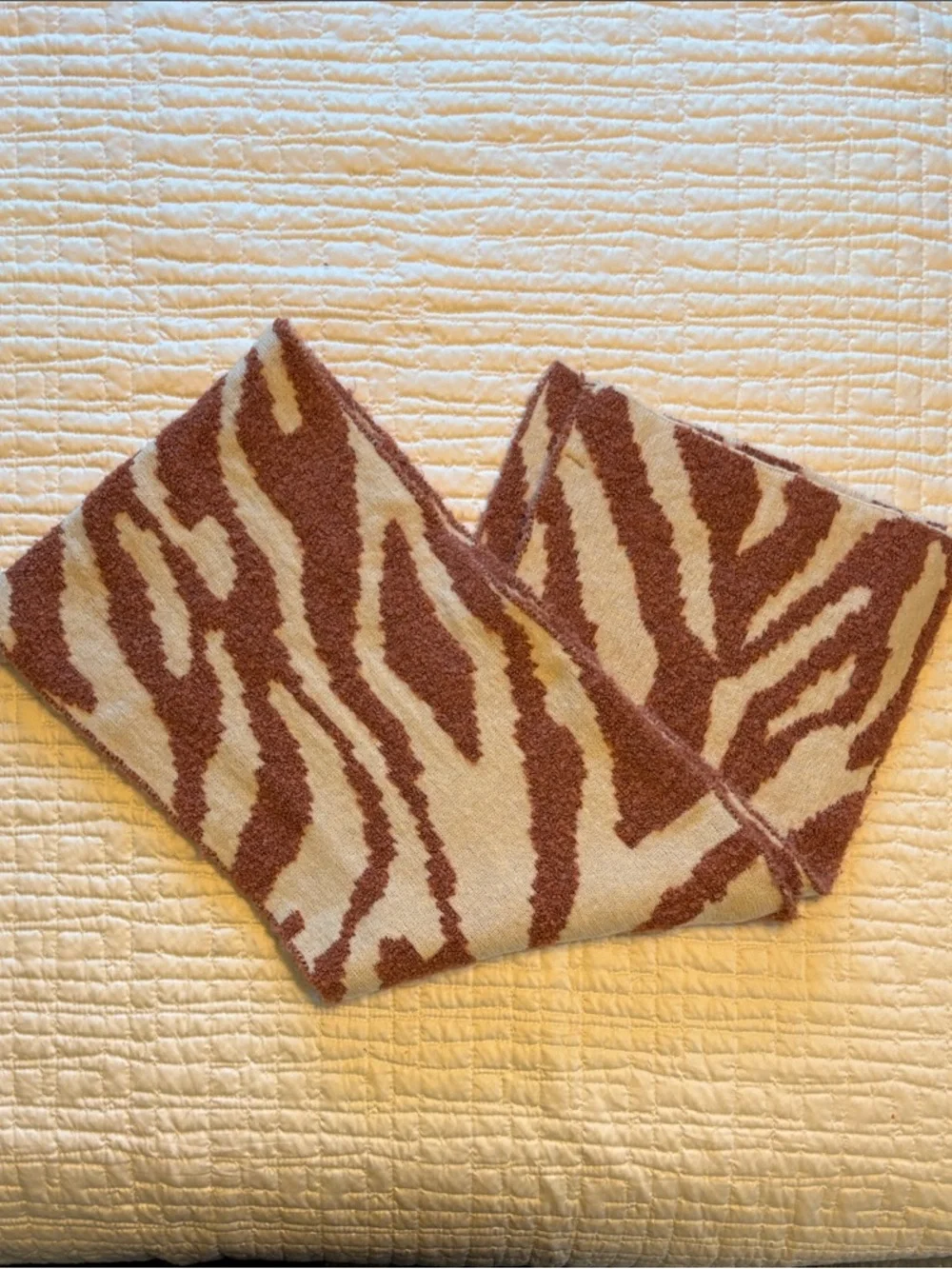 Zebra-Print Cozy Wrap Scarf in Cream and Dusty Rose
